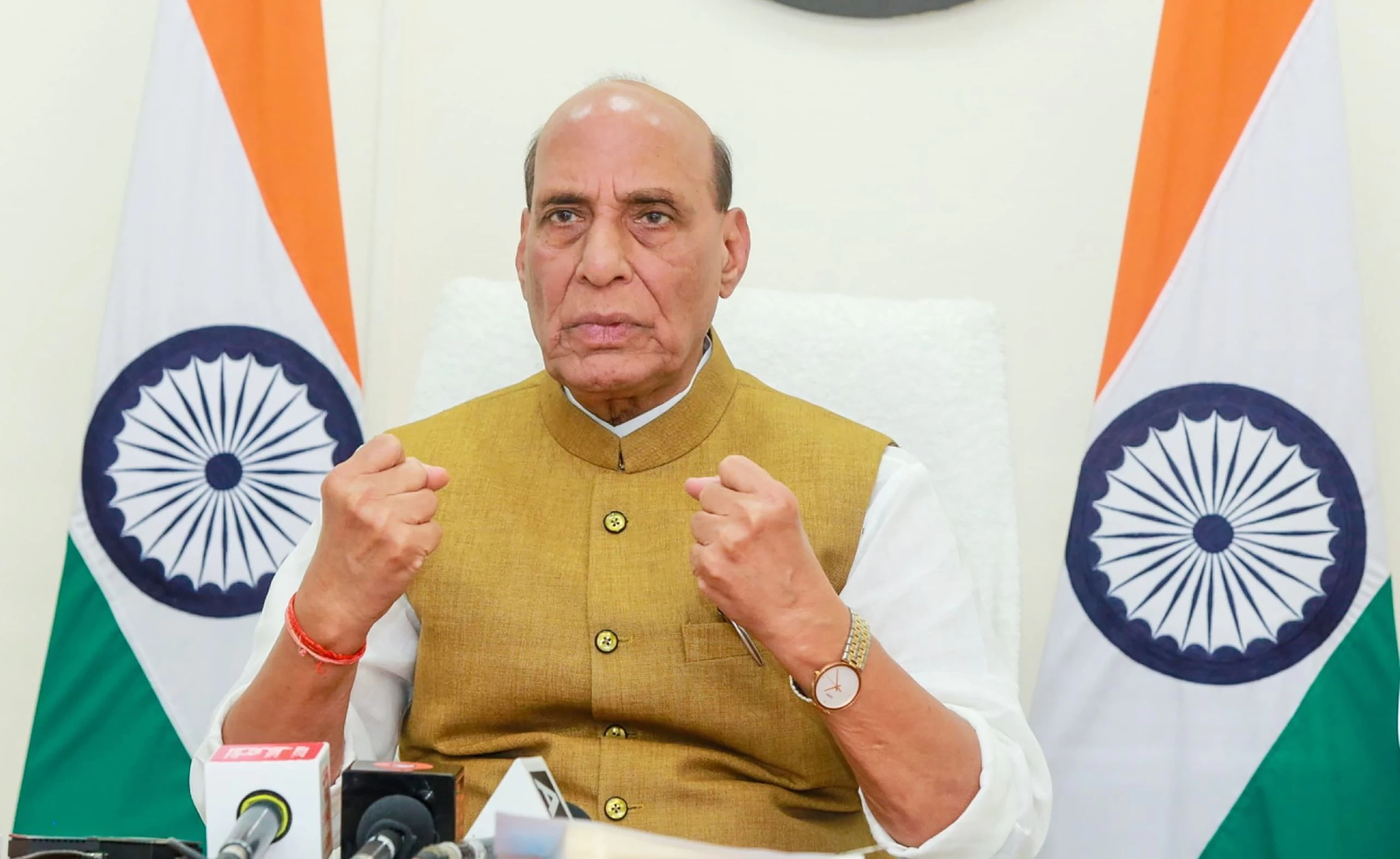 सबके बॉस भारत के विकास को स्वीकार नहीं कर पा रहे – राजनाथ सिंह का अमेरिका को कड़ा संदेश