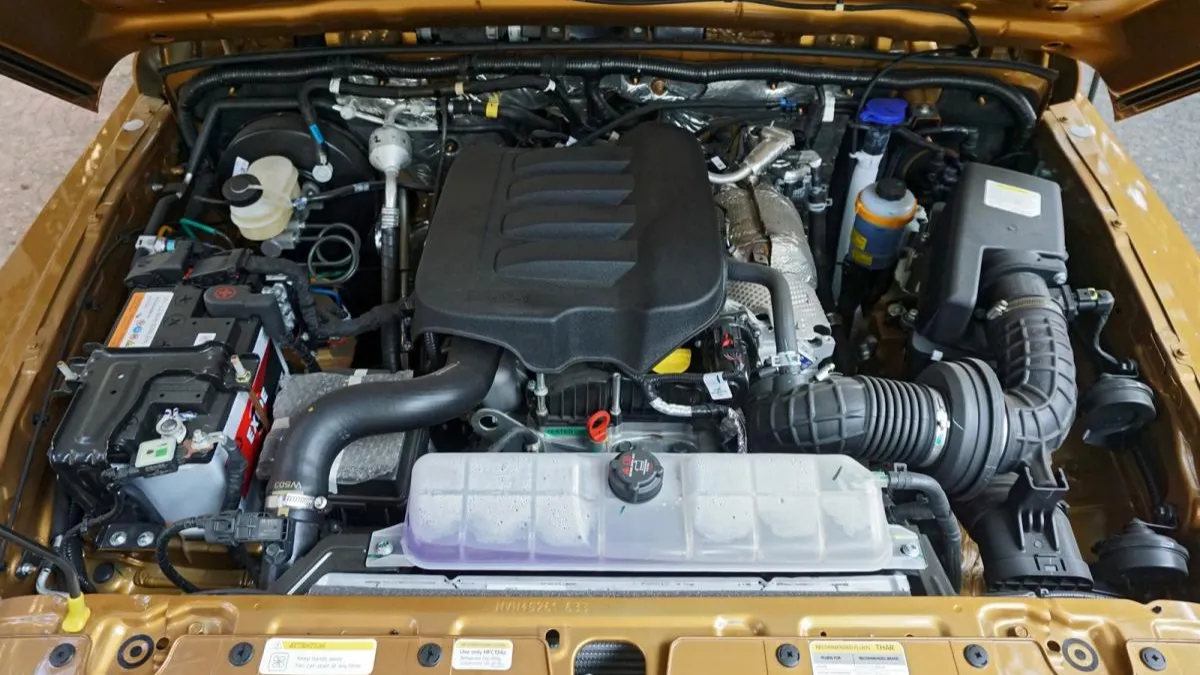 Mahindra Thar 4x4 Review : सड़क का बादशाह या जंगल का राजा?