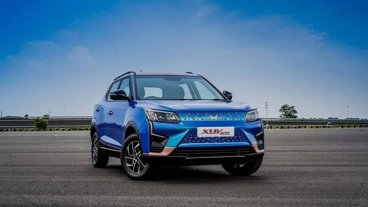 महिंद्रा XUV400 EV रिव्यू: शानदार रेंज और पावरफुल परफॉर्मेंस के साथ ऑटोमोबाइल इंडस्ट्री में धमाल मचा रही है