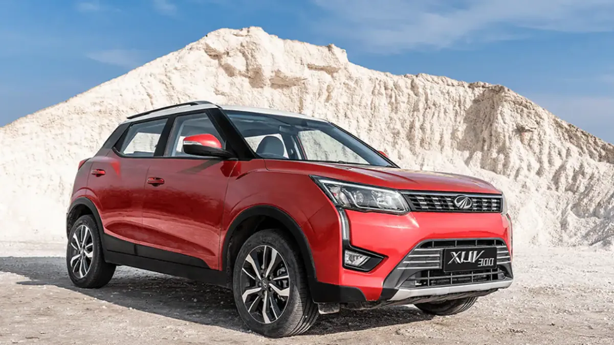 Mahindra XUV300 Facelift 2025 : नए फीचर्स और शानदार डिजाइन के साथ वापसी ने मचा दी सनसनी! जानें पूरी डिटेल