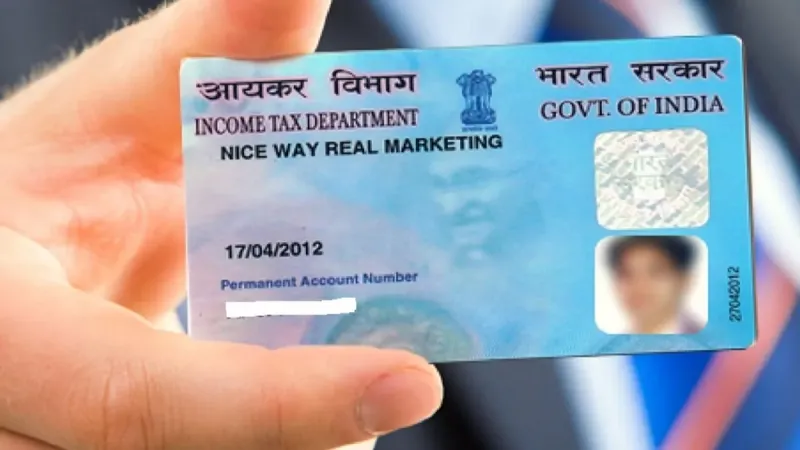 PAN Card Deactivated: सावधान! कहीं आपका PAN Card तो नहीं हो गया निष्क्रिय? मिनटों में ऐसे करें स्टेटस चेक