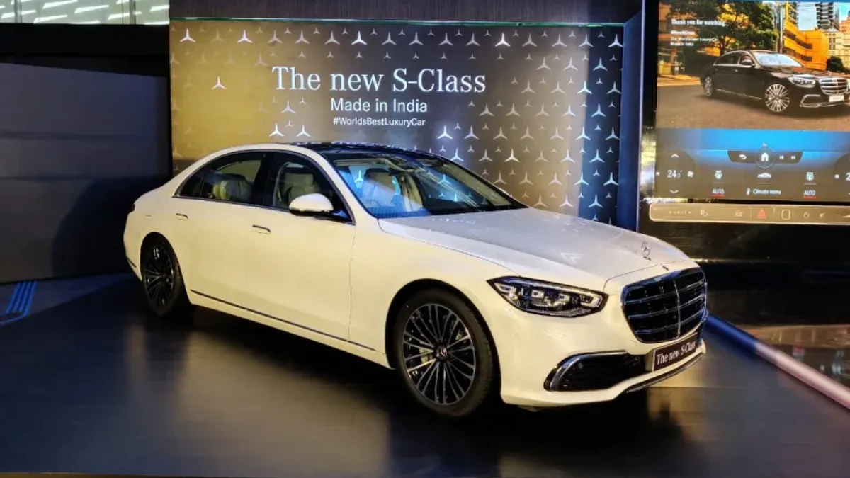 मर्सिडीज एस-क्लास शानदार लग्जरी, रियल-वर्ल्ड ड्राइविंग के साथ