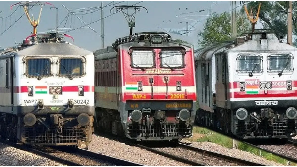 सोशल मीडिया पर वायरल ट्रेन टक्कर वीडियो अधिकारियों ने बताया गलत