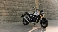 Triumph की ऐसी बाइक जो पहली सवारी में ही दिल जीत लेती है ट्रायम्फ स्पीड 400